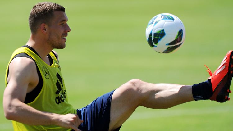 Lukas Podolski hat eine sehr ordentliche Debütsaison beim FC Arsenal gespielt. Ein Abschied scheint unwahrscheinlich.