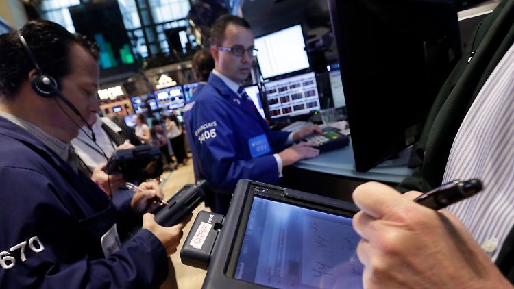 Die Händler müssen AIG und S&P wieder auf dem Zettel haben.
