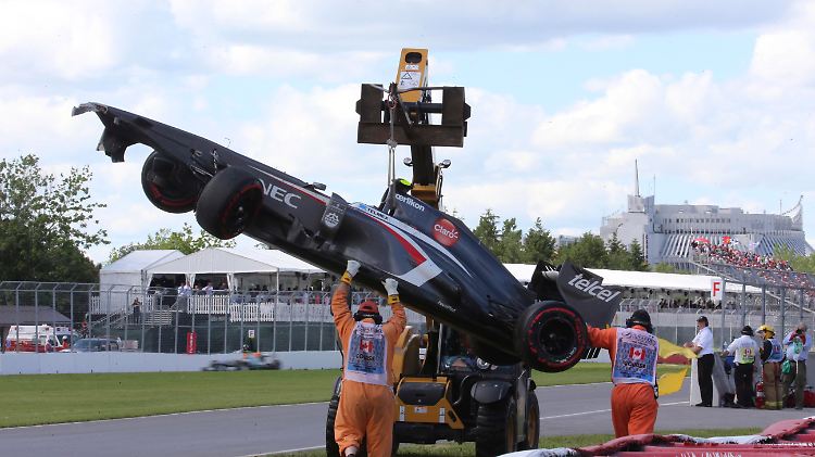 Das Unglück geschah beim Abtransport des Sauber-Boliden von Esteban Gutierrez.