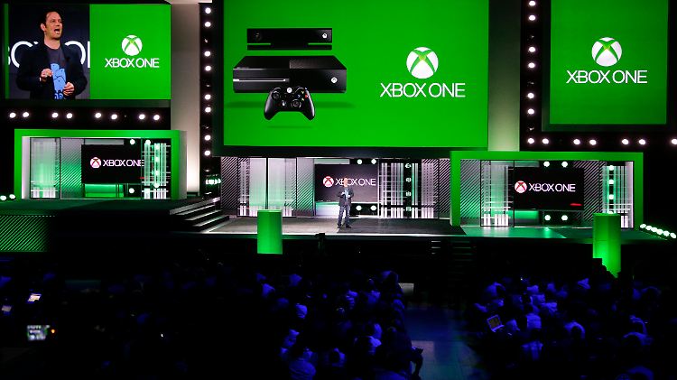 Bei der Spielemesse E3 gibt Microsoft bekannt: Die Xbox One kommt pünktlich vor Weihnachten.
