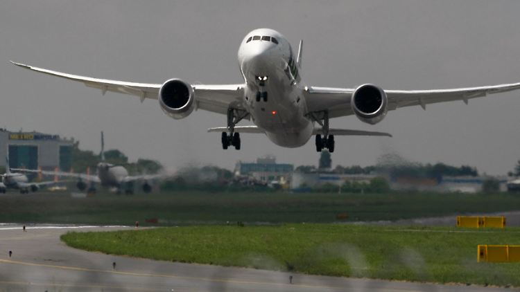Problem- statt Prestigeflieger: Boeing 787 "Dreamliner"