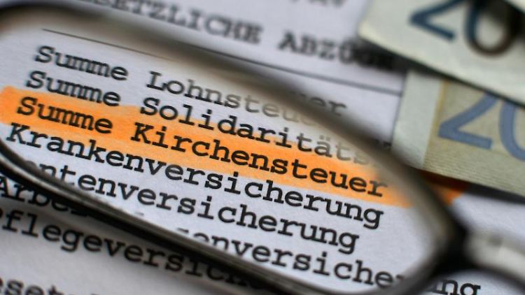 Wer findet, dass die Kirchenzugehörigkeit die Bank nichts angeht, sollte rechtzeitig aktiv werden.