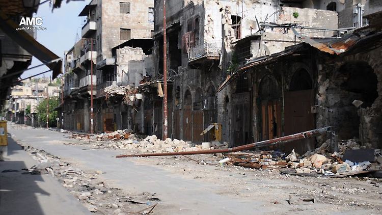 Zerstörter Straßenzug in Aleppo.