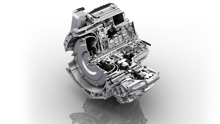 Das 86 Kilogramm leichte Hightech-Getriebe von ZF hilft beim Spritsparen.