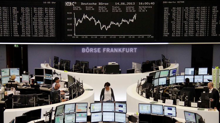 Kursbewegt ins Wochenende: Am Freitag schwankte der Dax in einer Bandbreite zwischen 8111 und 8188 Punkten.