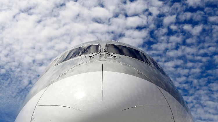 Prestigeprodukt in Le Bourget: Boeing zeigt in Paris unter anderem einen Dreamliner in den Farben des Referenzkunden Qatar Airlines.