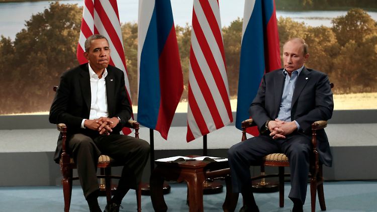 Barack Obama und Wladimir Putin bei einer Pressekonferenz zum Auftakt des G8-Gipfels.
