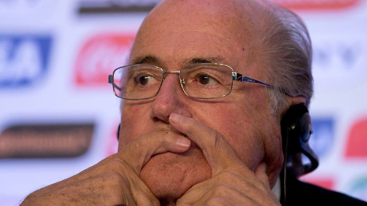 Für Fifa-Präsident Joseph Blatter zählen nur die Einnahmen, und die werden für den Fußball-Weltverband auch in Brasilien stimmen.