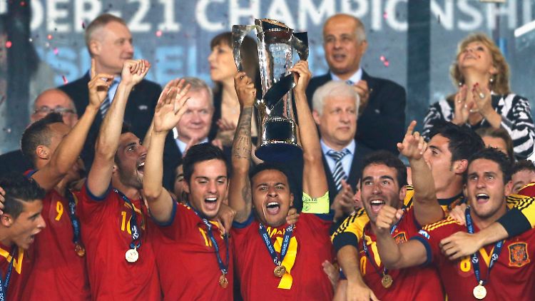 Europameister, schon wieder: Mit einem fantastischen Turnier haben Spaniens U21-Fußballer ihren Titel bei der EM verteidigt.