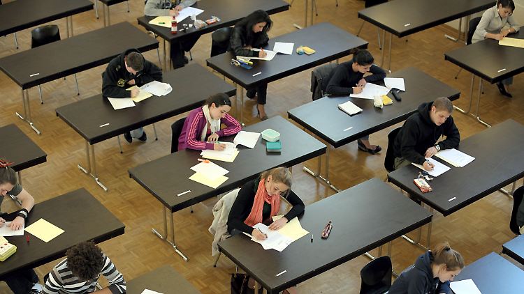 Kinder aus bildungsfernen Schichten machen wesentlich seltener Abitur.