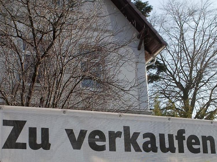 Vorbereitung ist alles: Bevor das eigene Haus auf den Markt gebracht wird, müssen sich Besitzer um einiges kümmern.