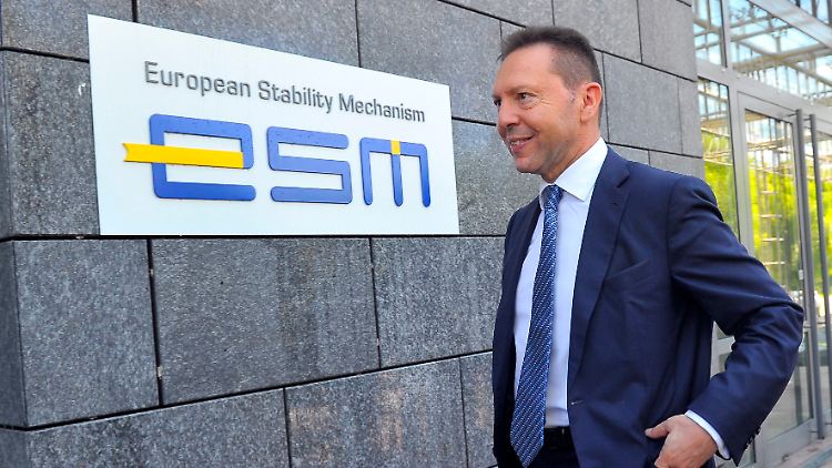 Griechischer Finanzminister Stournaras vor ESM: Der Rettungsschirm darf Pleitebanken künftig direkt helfen.