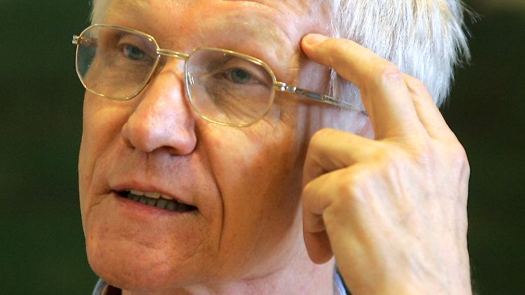 Wolfgang Eichwede ist Gründungsdirektor der Forschungsstelle Osteuropa an der Universität Bremen.