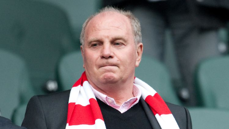 Er muss sich warm anziehen. Die Staatsanwälte sehen bei der Anklageerhebung gegen Uli Hoeneß "so gut wie keinen Spielraum".