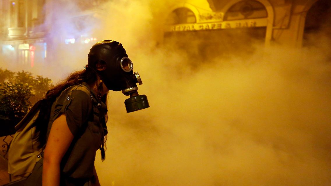 2013-06-22T223025Z_896907380_GM1E96N0HZR01_RTRMADP_3_TURKEY-PROTESTS.JPG6774806994278640806.jpg