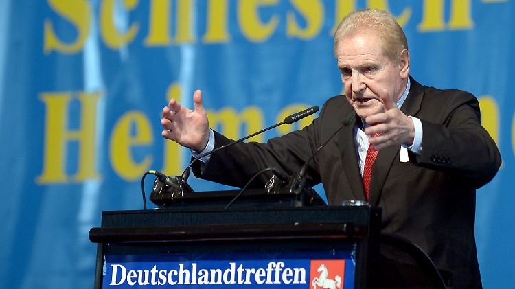 Rudi Pawelka bei seiner Rede in Hannover.