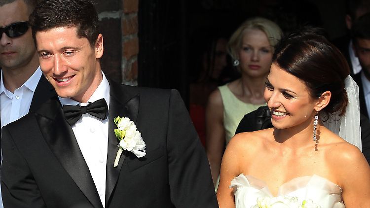 Lewandowskis Freundin Anna ist Karate-Kämpferin. 
