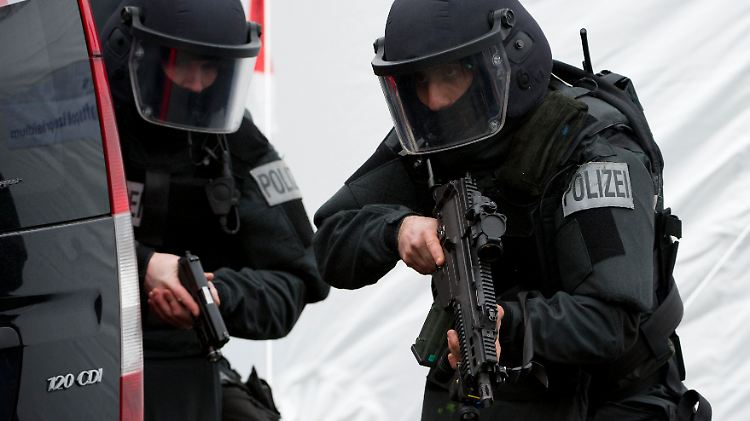 Polizisten aus 28 Ländern beteiligten sich an der Aktion "Archimedes".