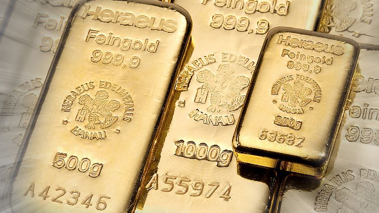 Der Goldpreis stürzt weiter ab.