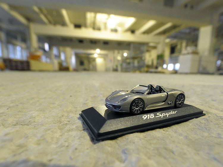 Blick in die renovierte Werkshalle: Gebaut wird der 918 Spyder am Standort Zuffenhausen (Archivbild).