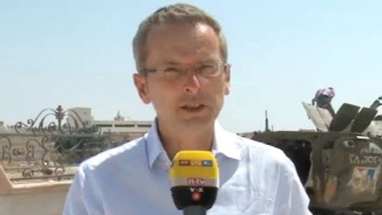 Dirk Emmerich berichtet für n-tv aus Kairo