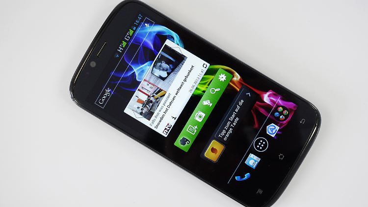 Das Archos Platinum 53 ist ein großes Smartphone zum kleinen Preis.