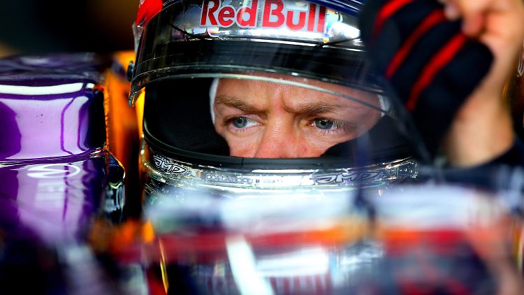 Weltmeister Sebastian Vettel und sein Red-Bull-Team sind sauer auf Mercedes. Andersrum ist es genauso.
