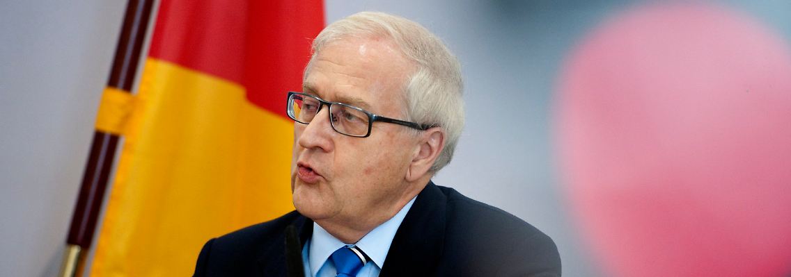 Rainer Brüderle will Firmen schonen.