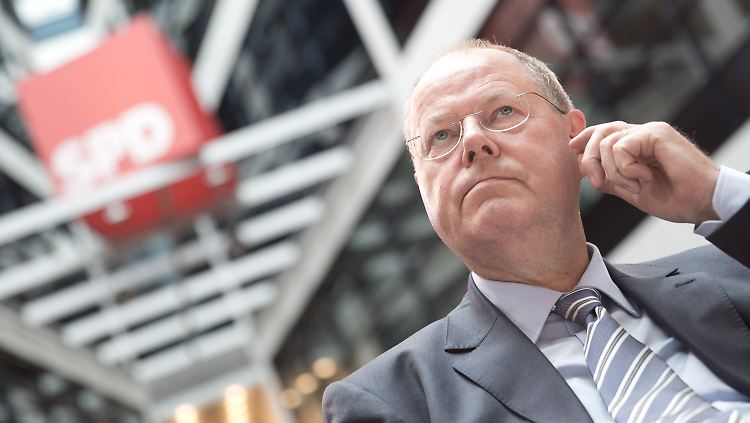 Steinbrück schließt nur Rot-Rot-Grün aus.