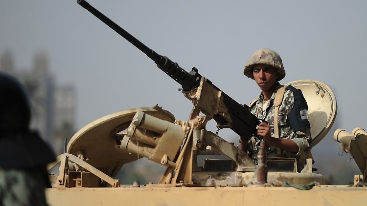 Waffen für Kairo: Für mehr als sechs Milliarden Euro haben EU-Staaten 2014 Rüstungsgüter nach Ägypten geliefert.