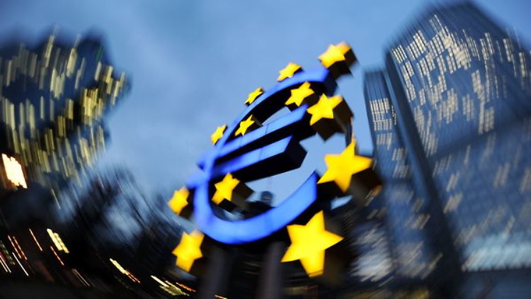 Der Euro ist weiter die zweitwichtigste Reservewährung der Welt - wenn auch mit leichten Einbußen.