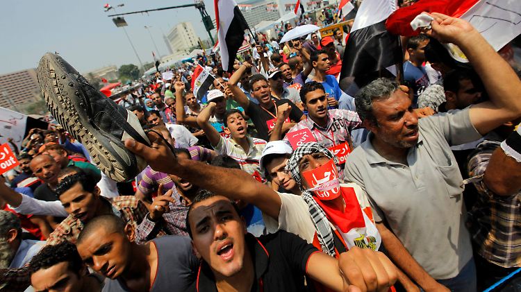 Gegner von Ägyptens Präsident Mursi bei einer Demonstration in Kairo.