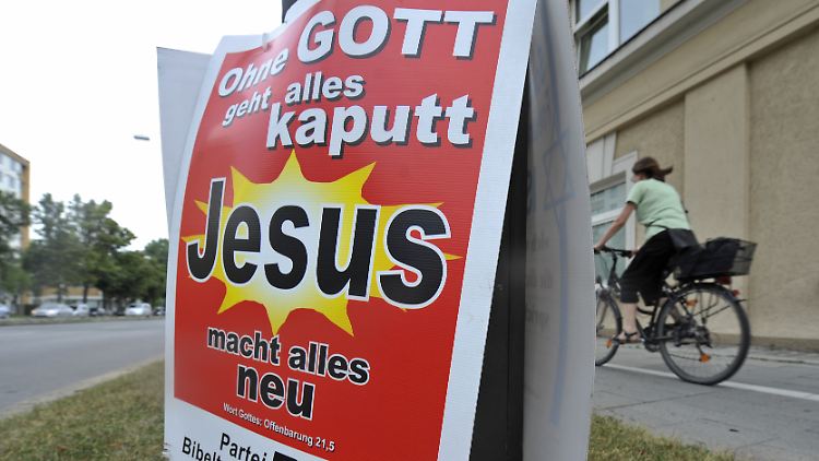 Besonders bibeltreue Wähler werden bei den Kleinparteien fündig.
