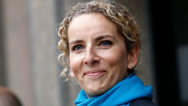 Batho wollte mit ihren Äußerungen eine "Diskussion" anstoßen. Die Entlassung scheint ihr "unverhältnismäßig".