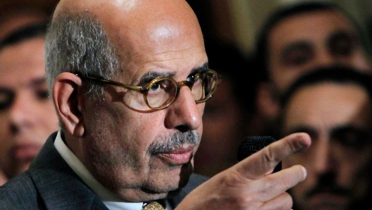 ElBaradei war lange im Ausland und wird deshalb nicht von allen Ägyptern akzeptiert.