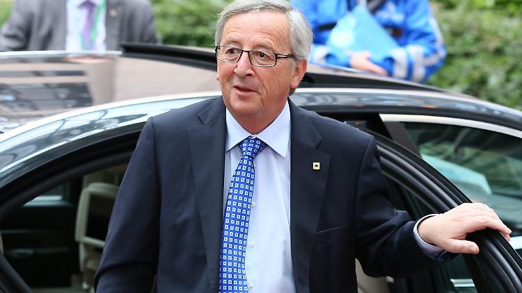 Juncker war von 2005 bis 2013 Vorsitzender der Euro-Gruppe und gilt als Mitbegründer des Euro.