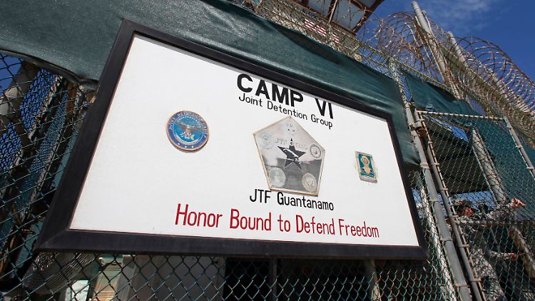 Schon vor Jahren hatte Obama angekündigt, Guantanamo schließen zu wollen - das Lager gibt es immer noch.