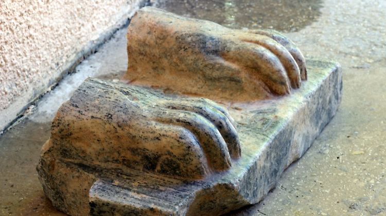 Möglicherweise stammt die Sphinx aus der alten Stadt Heliopolis bei Kairo.