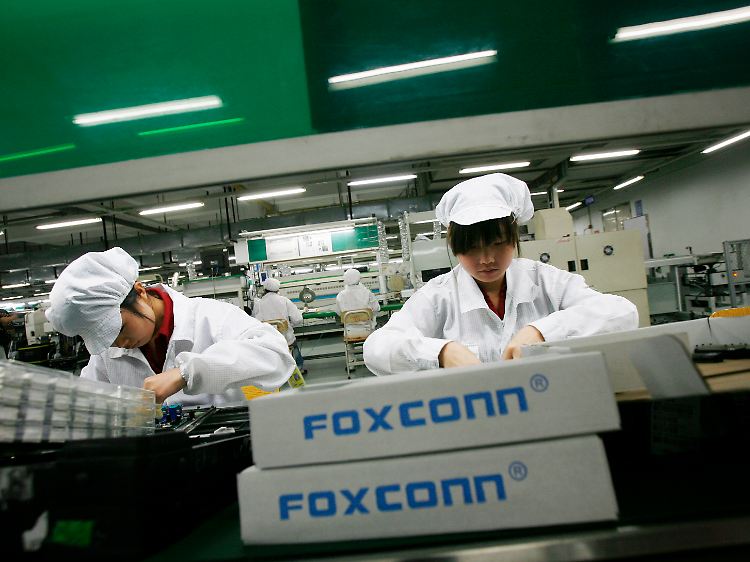 Das Auge der Öffentlichkeit zwingt Foxconn zunehmend, auch bei Tochterunternehmen und Zulieferern auf neue Standards zu pochen.