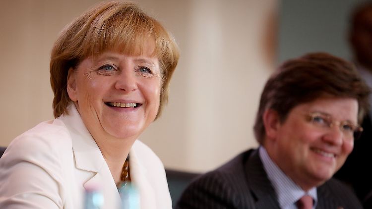 Gerade noch Merkels Vertrauter, demnächst bei Daimler: Eckart von Klaeden.