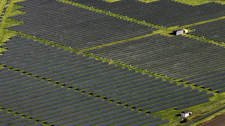 Der Ausbau der erneuerbaren Energien wird staatlich gefördert.