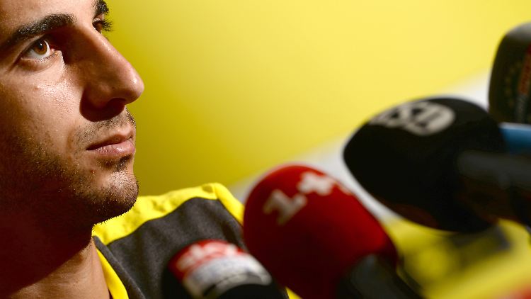 Henrich Mchitarjan soll der neue Star in der BVB-Offensive werden.