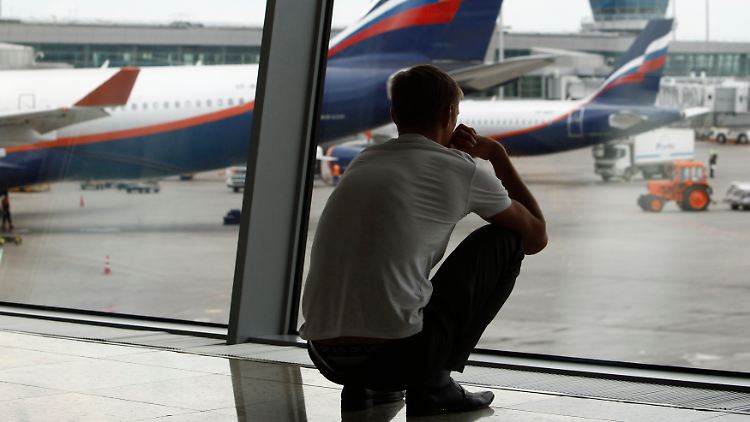 Am besten ist es für Snowden wohl, in einen Linienflieger zu steigen.