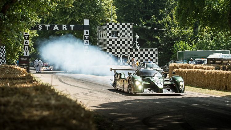 Mit reichlich Audi-Technik unter dem Karbon-Kleid gewann Bentley 2003 das 24 Stunden rennen von Le Mans.