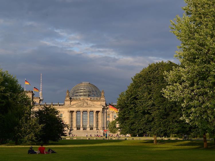 Kauder schaffte es seit 2002 immer wieder als Direktkandidat der CDU in den deutschen Bundestag.