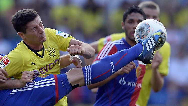 Trotz Widerwillens bestreitet Lewandowski die Saisonvorbereitung mit vollem Einsatz.