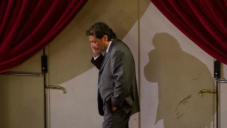 Der Prozess gegen Schettino findet im umfunktionierten "Teatro Moderno" in Grosseto statt.