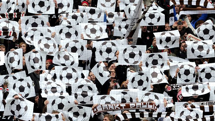 Geht los: Der FC St. Pauli erwartet heute ein ausverkauftes Millerntor.
