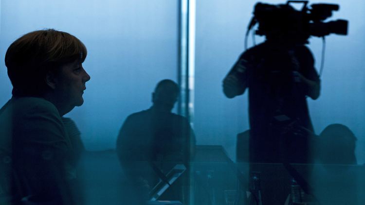 Mit der NSA-Affäre in den Urlaub: Kanzlerin Merkel beantwortete in der Bundespressekonferenz die Fragen der Hauptstadtjournalisten.