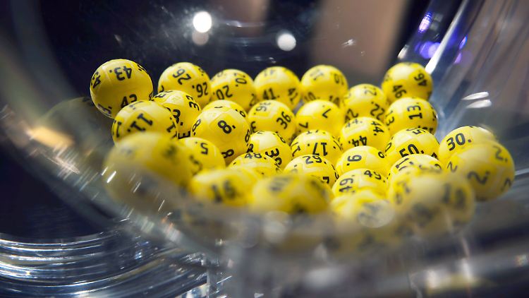 Im April 2013 wurde der höchste deutsche Lotto-Gewinn aller Zeiten ausgezahlt. Höhe: 46 Millionen Euro.